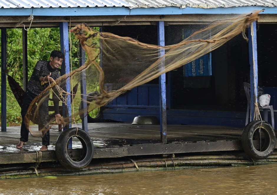 Tonle Sap River.